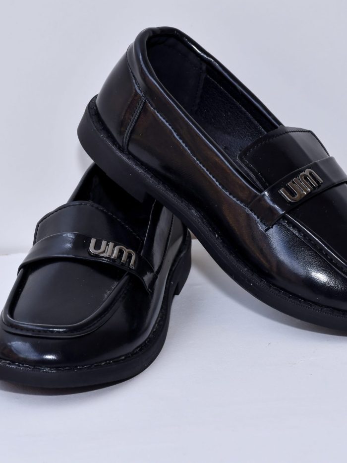 ClassicBlack Men’s Leather Loafers