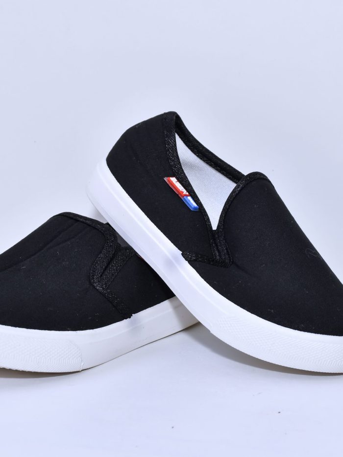 EasyWalk Black Slip-On Casual Shoes with White Sole