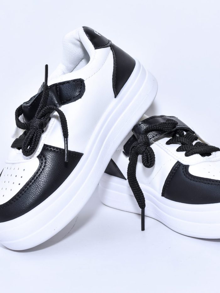 UrbanFlex Black & White Casual Sneakers