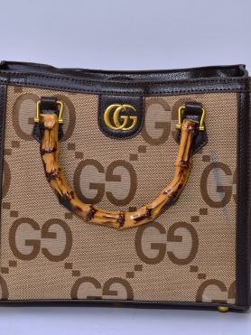 Signature Classic GG Canvas Handbag