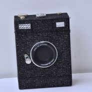 Sparkling Camera-Shaped Handbag with Chain Strap